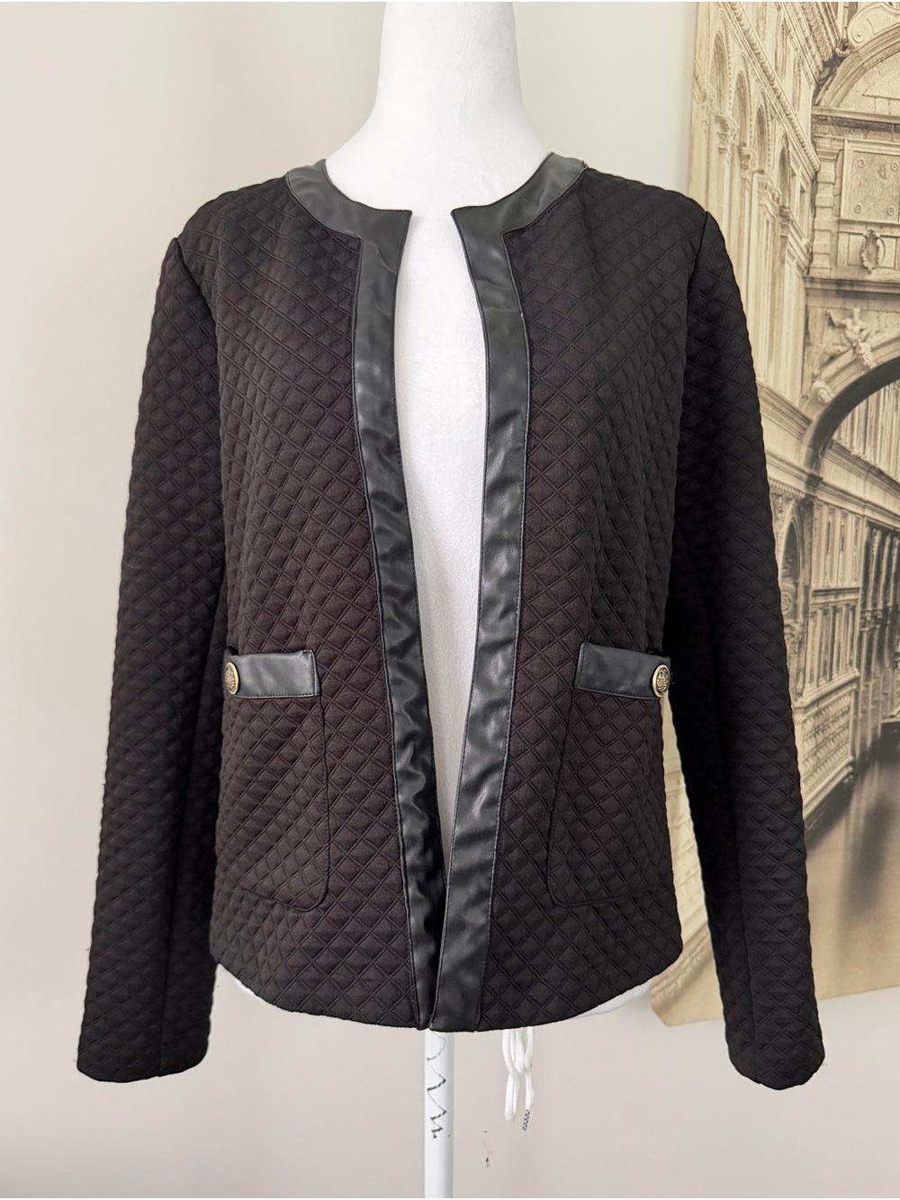 Preloved Quilted Black Open-Front Jacket with Faux Leather Trim